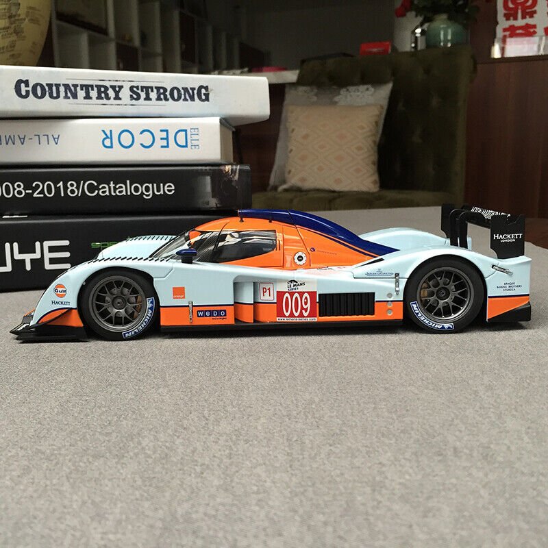 Autoart 1:18 Scale LOLA Aston Martin LMP1 2009 GULF Racing Car Model