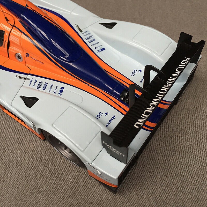 Autoart 1:18 Scale LOLA Aston Martin LMP1 2009 GULF Racing Car Model