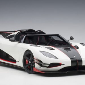 AUTOart 1:18 Scale KOENIGSEGG ONE:1 Carbon Fibre Black Diecast Car Model