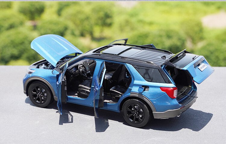 1/18 For Ford EXPLORER 2021 Diecast Metal Model Car Blue Toys Boys Gifts
