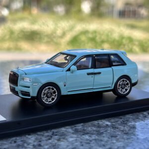 DCM 1:64 Scale Rolls-Royce Curinan Extended Car Model SUV