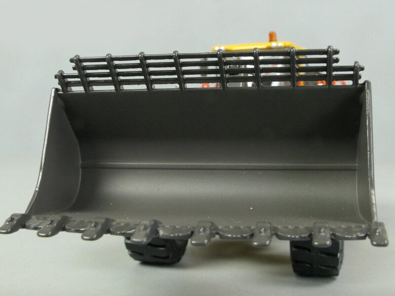 1:50 Vol~vo L350H Wheel Loader Alloy Engineering Vehicle Model Gifts Souvenir