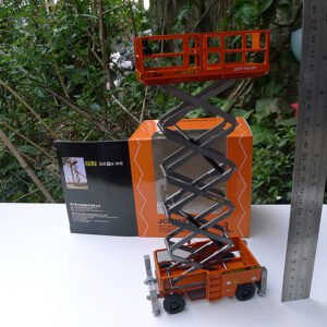 1/40 DINGLI JCPT1823RT SELF PROPELLED ROUGH-TERRAIN SCISSOR LIFTS MODEL - 图片 1