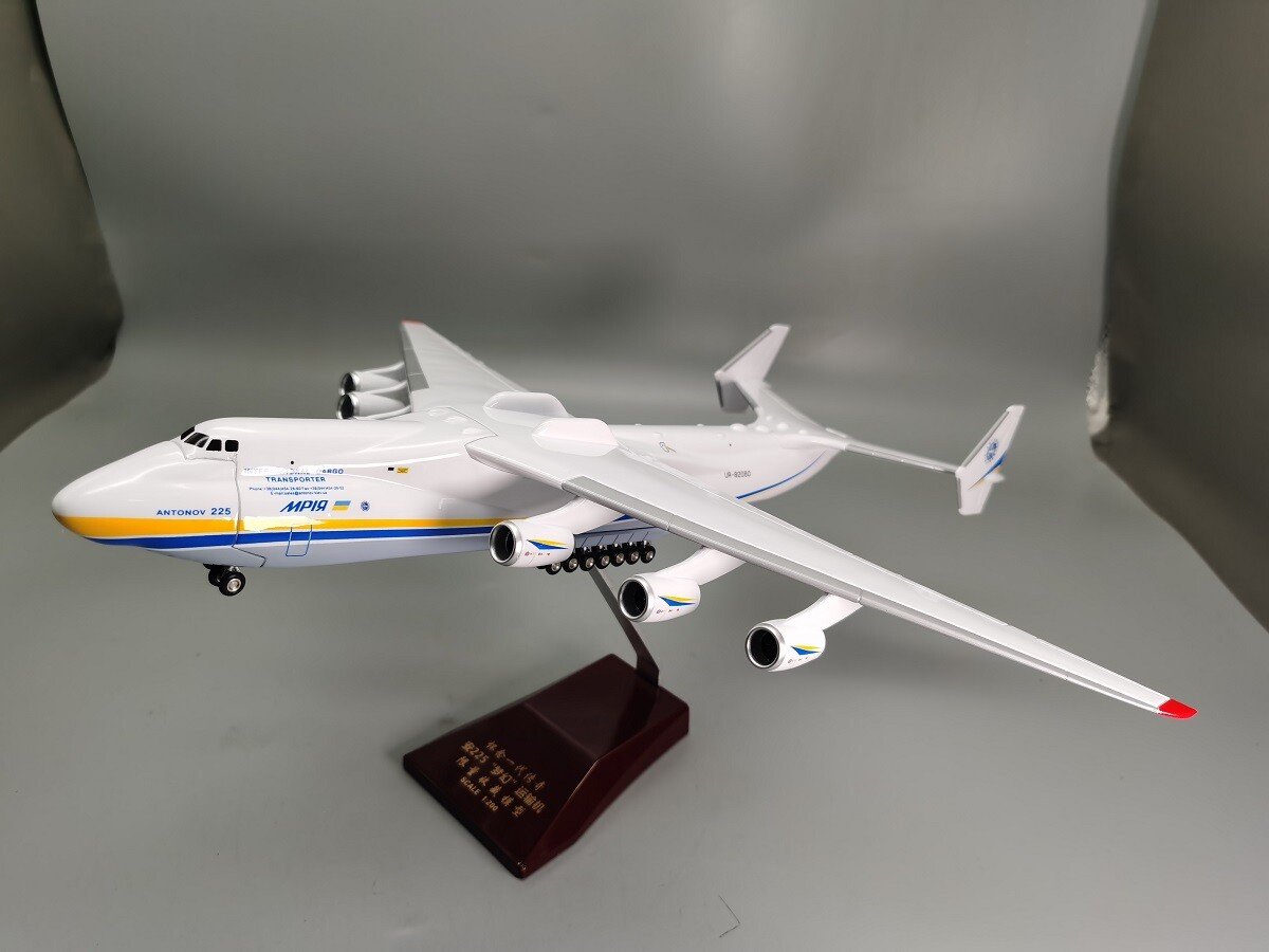 1:200 Antonov Ukraine An-225 Aircraft Strategic Transport Plastic Airplane Model - 图片 1