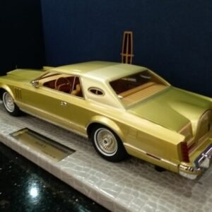 1:18 AMC 1/18 Lincoln Continental Mark V Gold Car Model Toys - 图片 4