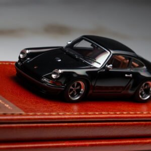 Make Up Titan 1:64 Scale Porsche Singer 911 964 Coupe Car Model Toys
