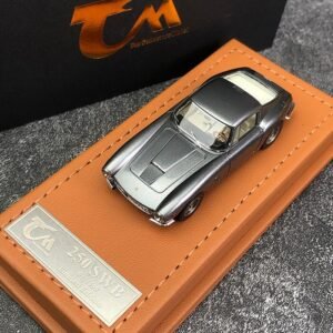 TCM 1:64 Ferrari 250gt SWB classic grey resin limited collection car model