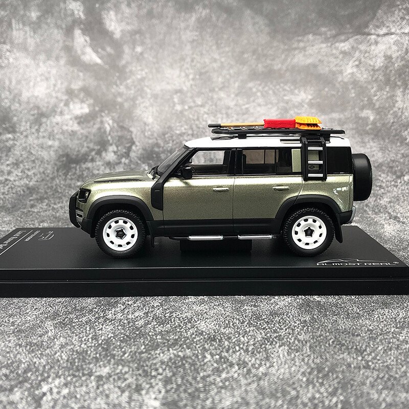 Most real 1:43 defender kit 90 110 alloy car model
