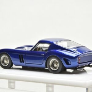 1: 64 SCM MY64 Ferrari 250 GTO 1962 Car Model Red / Blue