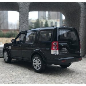Welly Land Rover Discovery 4 Black Scale 1:24 Die-Cast Metal Model Cars