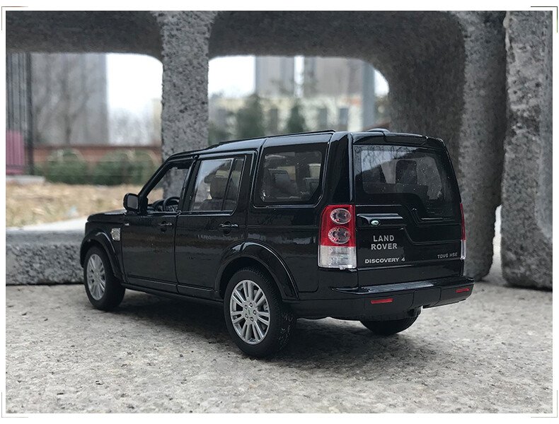 Welly Land Rover Discovery 4 Black Scale 1:24 Die-Cast Metal Model Cars