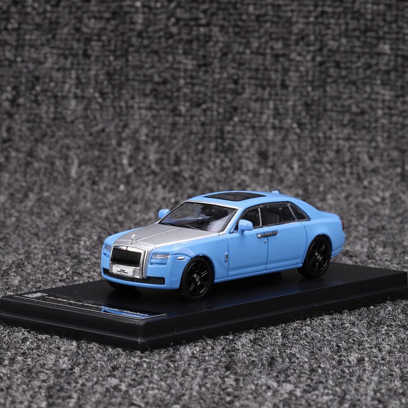 DCM 1:64 Scale Rolls-Royce Ghost Extended Blue Car Model