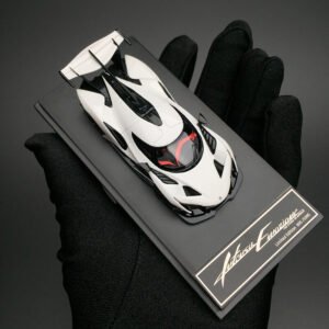 Peako 1:64 Apollo ie Helios car model