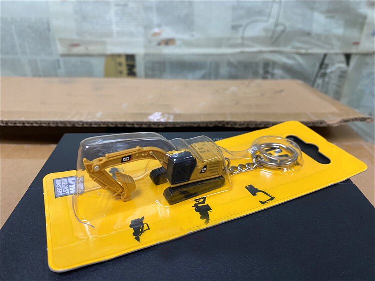 Caterpillar CAT 320 85981 Excavator Keyring Key Chains By Diecast Masters
