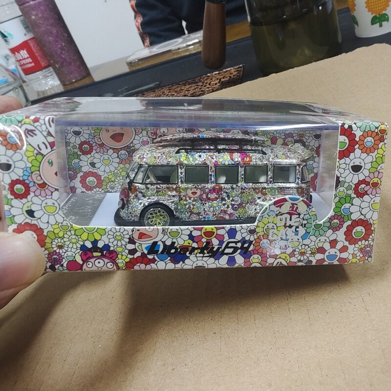 1: 64 Metal T1 Van Modified BSC Bus Simulation Alloy Car Model