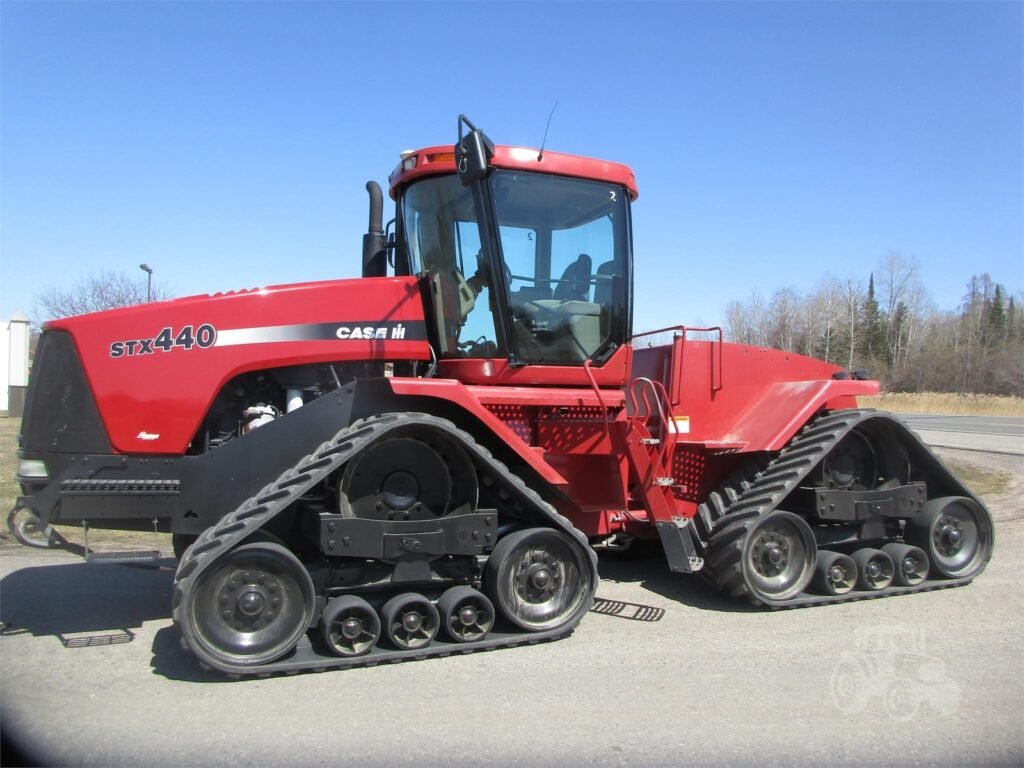 1/64 STX 440 Quadtrac Tracked Tractor Agricultural Vehicle Model