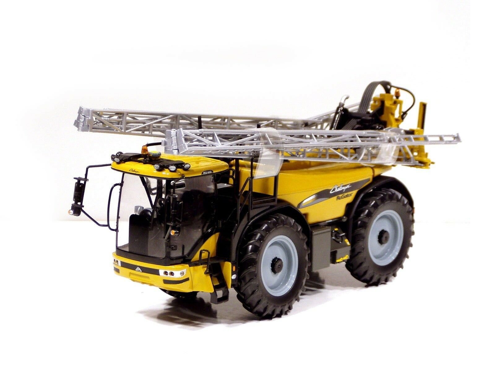 1/32 Challenger 655 Sprayer Agricultural Vehicle Model - 图片 1