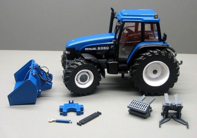 1/32 for Holland 8360 Metal Shovel Construction Vehicle Tractor Model