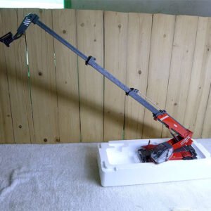1/32 Magni RTH 6.35 SH Red Extended Long Arm Aerial Engineering Vehicle Model