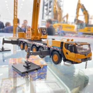 1:50 XCMG XCA230 Mobile Heavy Crane Truck Engineering Machinery DieCast Model - 图片 4