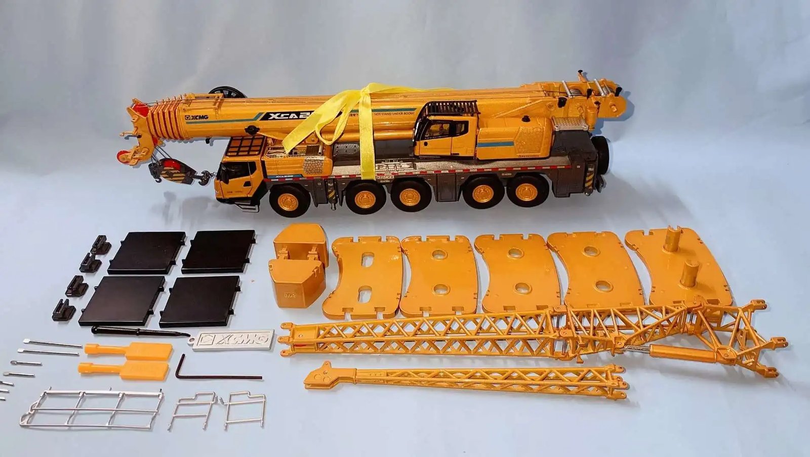 1:50 XCMG XCA230 Mobile Heavy Crane Truck Engineering Machinery DieCast Model - 图片 5