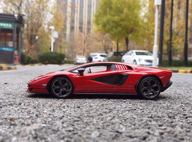 1/18 for Lamborghini Countach LPI800-4 Diecast Car Model Rosso Efesto Met.Red