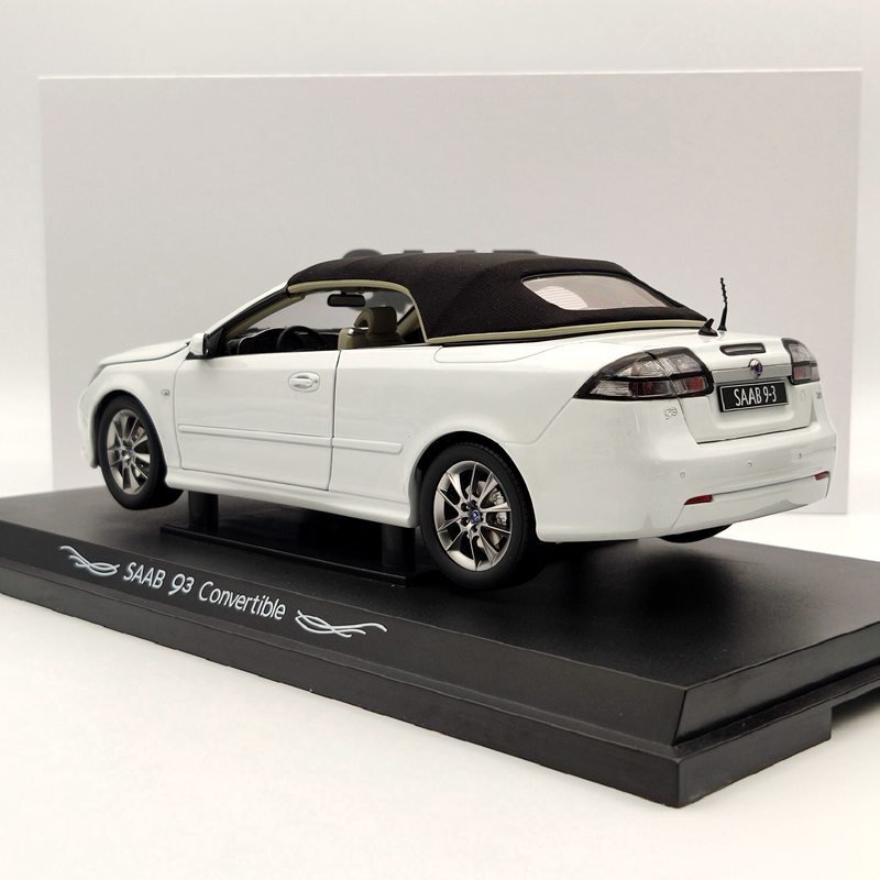 1:18 Die-Cast For SAAB 93 9-3 Convertible Soft Top Sport Car 4 Door Open White