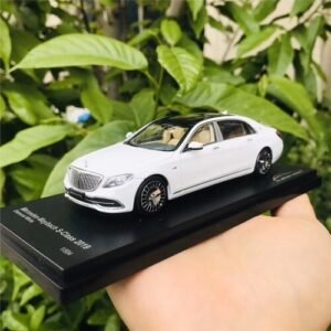 Almost Real 1:43 Scale Mercedes-Maybach S-Class S650 2019 Diecast Car Model