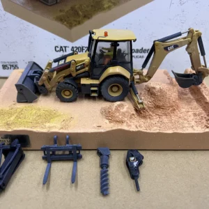 DM 1:50 CAT 420F2IT Caterpillar skid-steer loader two-headed busy muddy limited edition model 85755