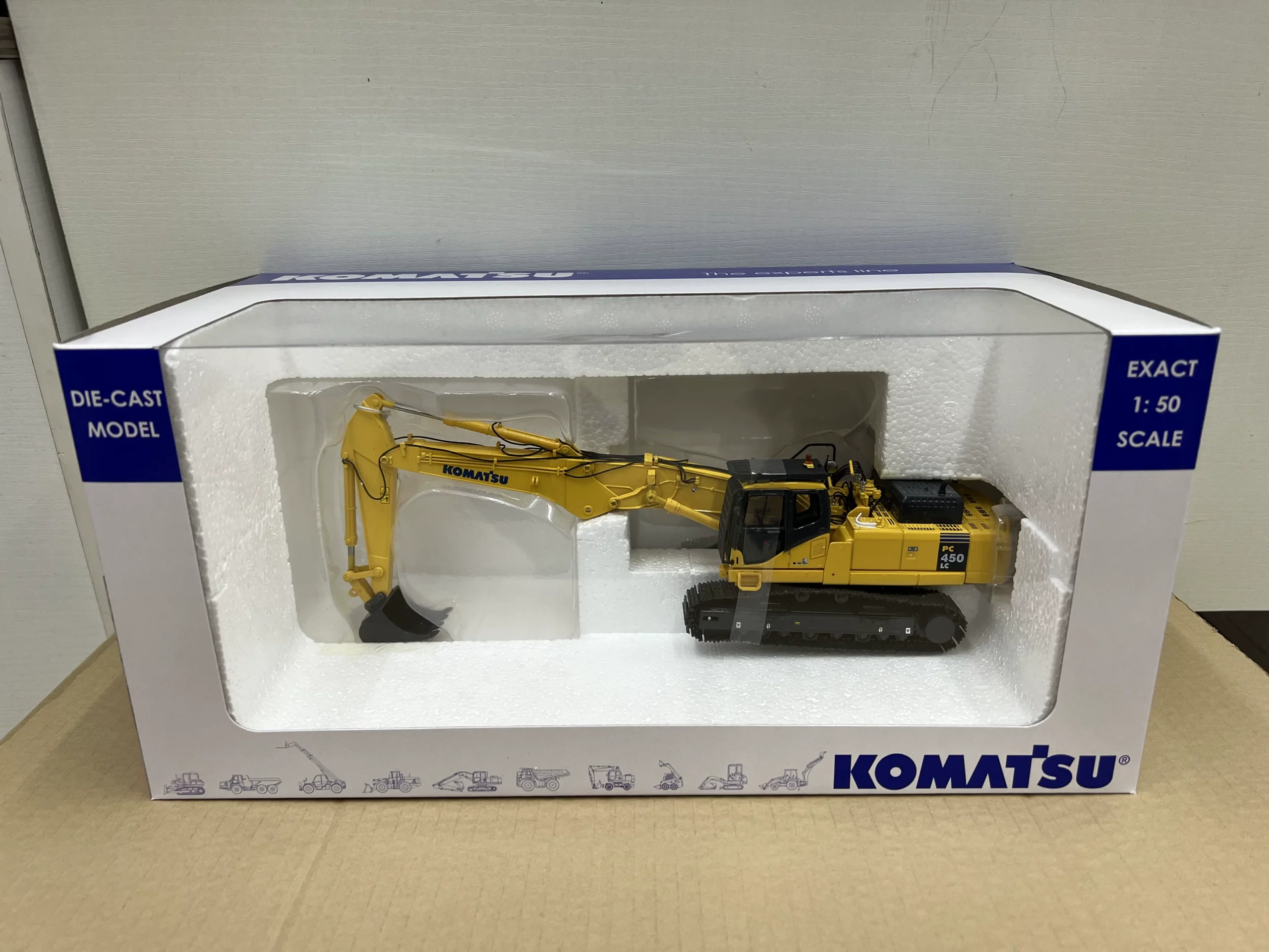 UH8004 1:50 KOMATSU PC450LC-7 Komatsu Long Arm Excavator Alloy Engineering Vehicle Model - 图片 1