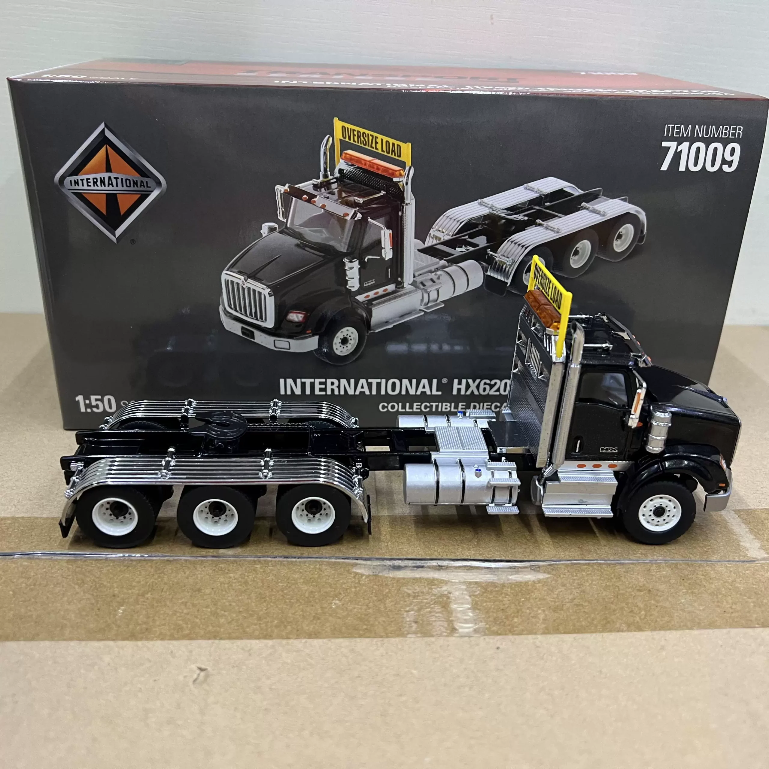 DM 1:50 INTERNATIONAL HX620 International Truck Tractor Triaxial American Edition Tow Truck Model 71009 - 图片 2