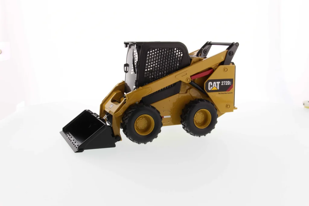 DM 1:16 CAT 272D2 Caterpillar Skid Steer Loader Excavator Multifunctional Alloy Engineering Vehicle Model 85602