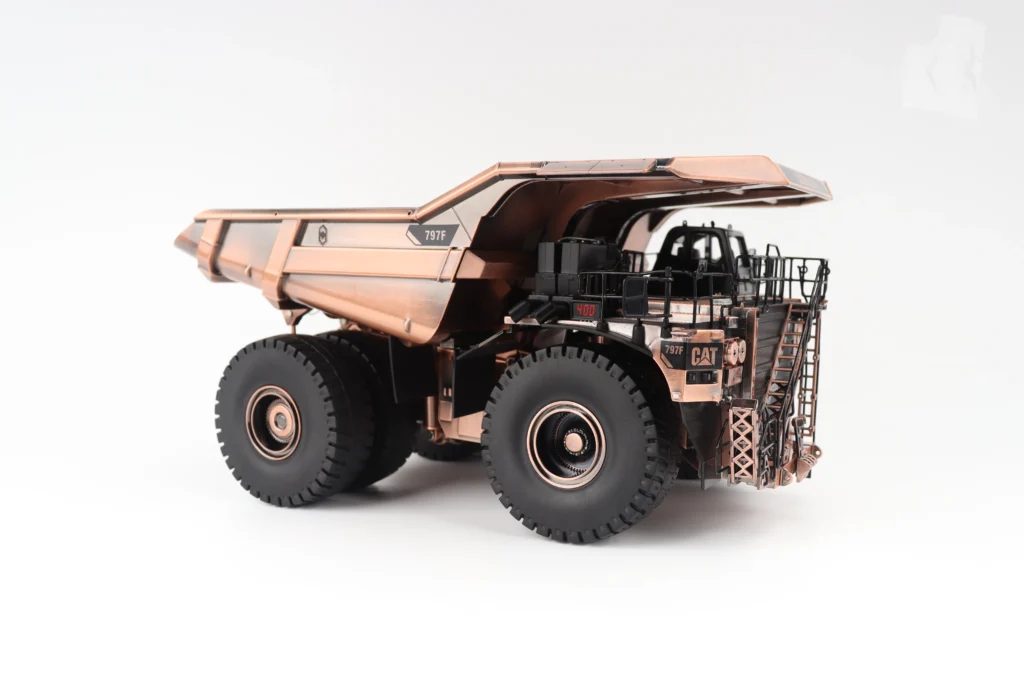DM 1:50 CAT 797F Caterpillar Mining Truck Dump Truck Alloy Copper Limited Edition Model 85799