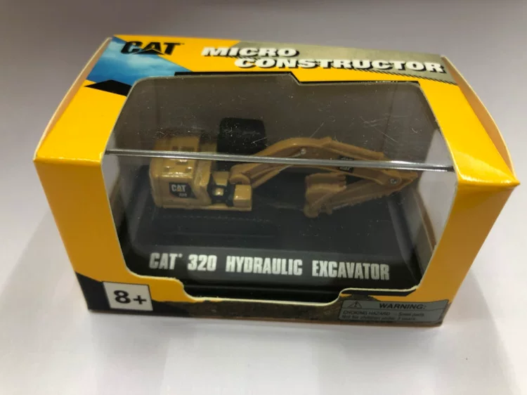 DM 1:100 CAT 320D L Caterpillar Excavator Alloy Engineering Vehicle Model 85977DB