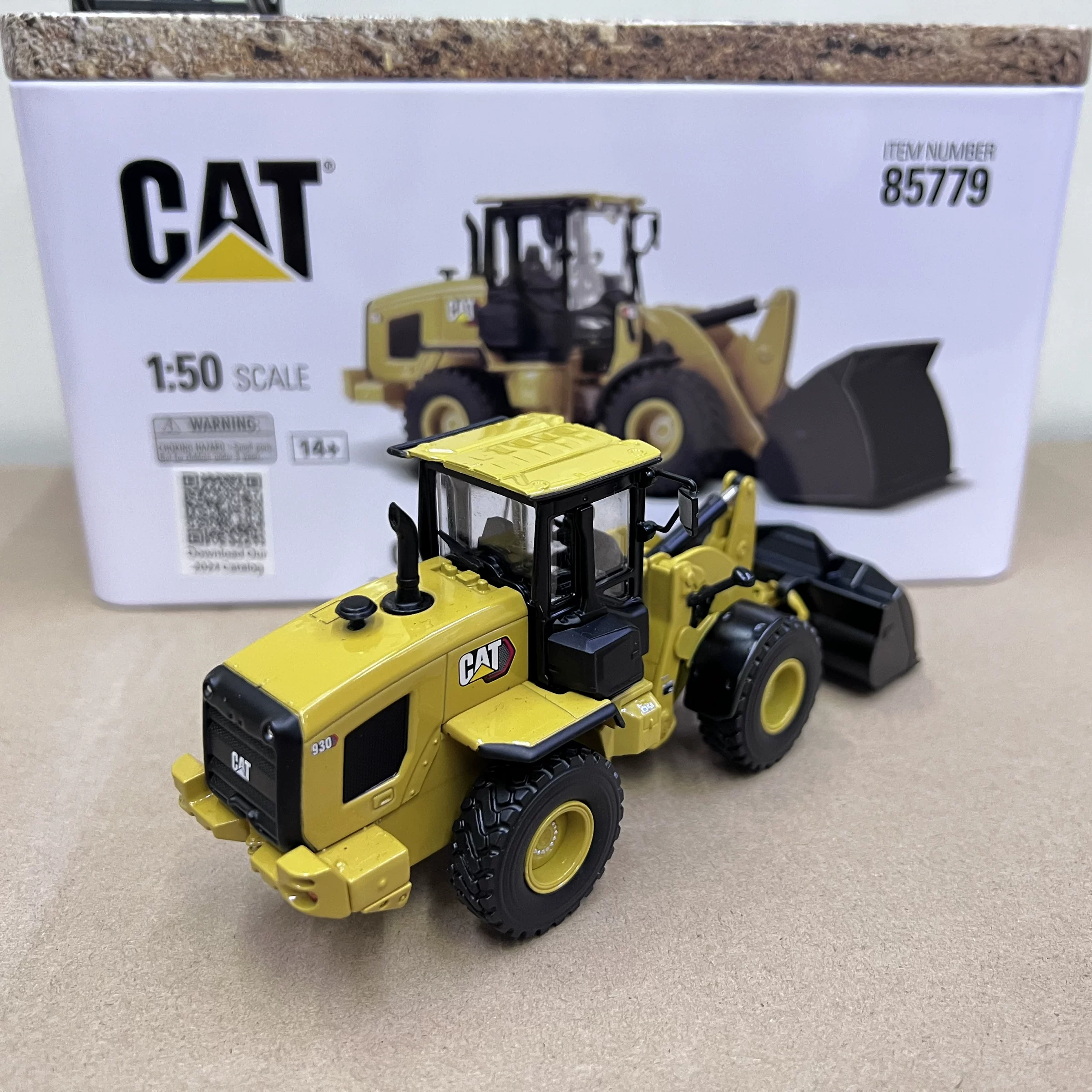 DM 1:50 CAT 930 Caterpillar Wheel Loader Alloy Construction Truck Forklift Model 85779 - 图片 4