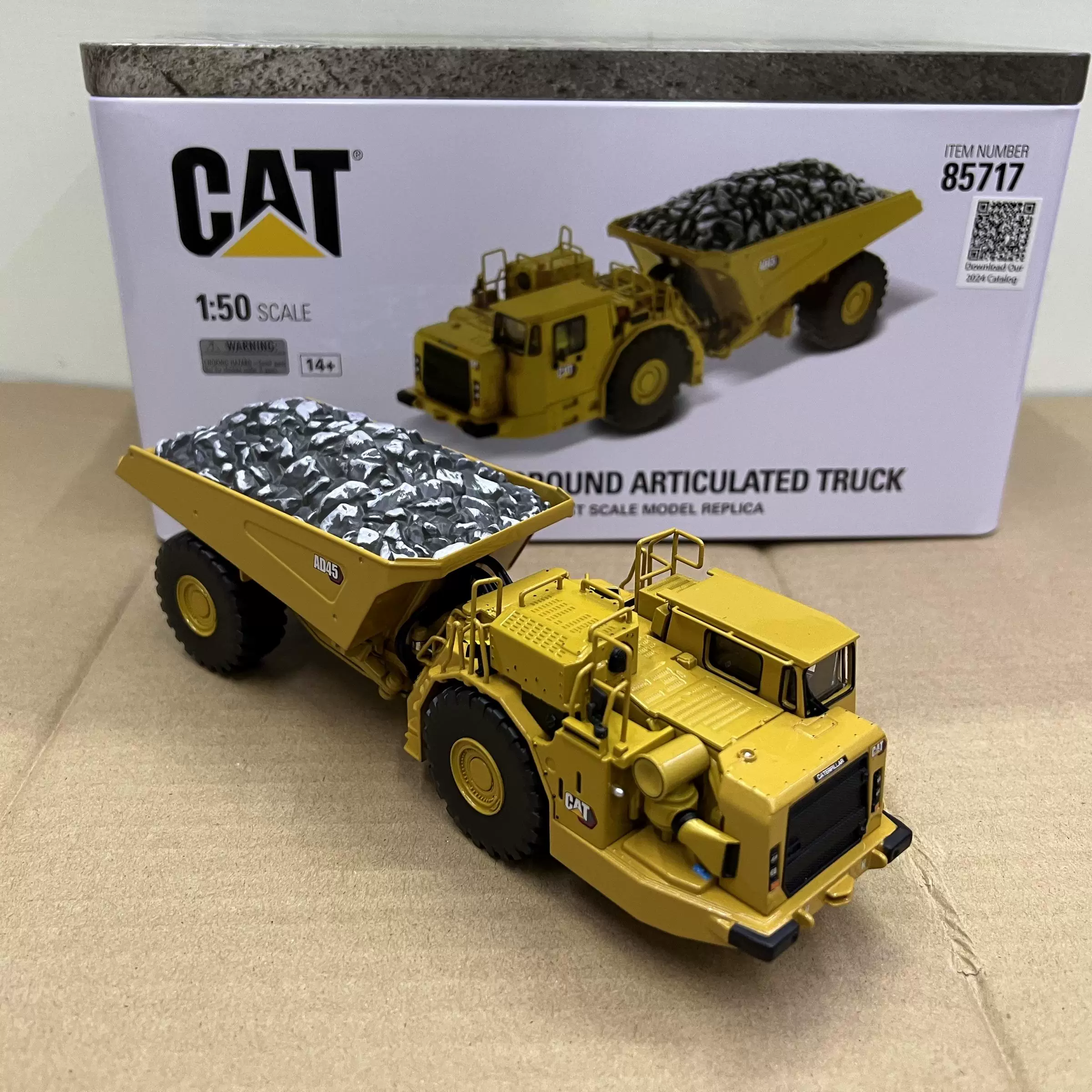 DM 1:50 CAT AD45 Caterpillar Underground Articulated Truck Alloy Engineering Vehicle Model 85717 - 图片 4