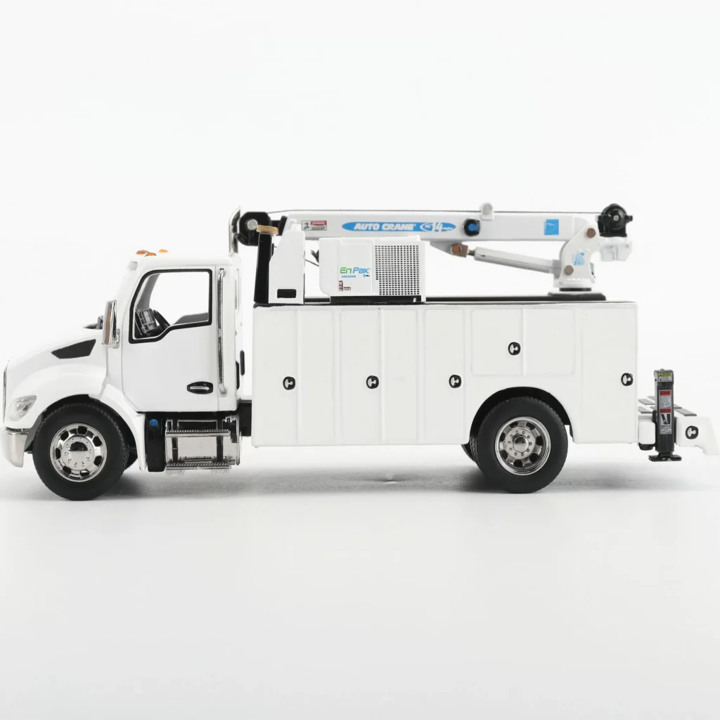 DM 1:50 Kenworth T380 Auto-Crane Kenworth Crane Engineering Vehicle Model 71212