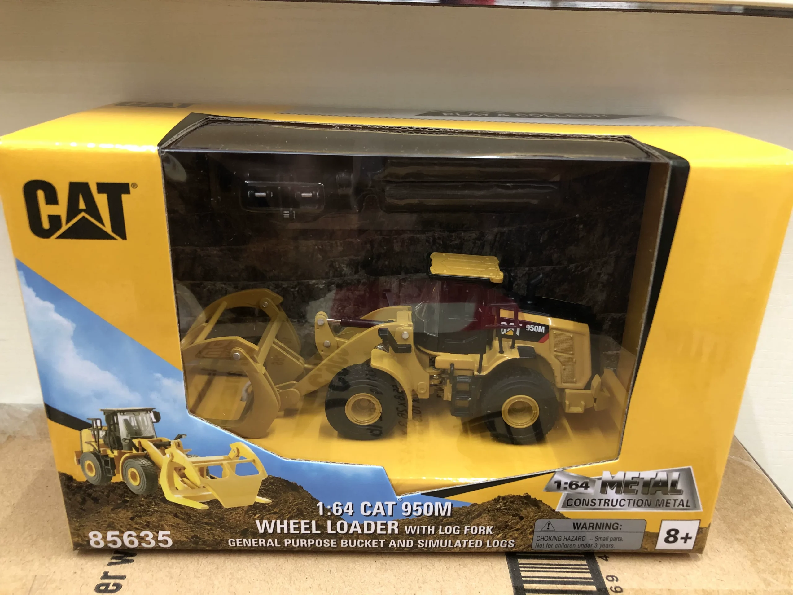 DM 1:64 CAT 950M Caterpillar Wheel Loader Forklift Clamping Forklift Model 85635 - 图片 1