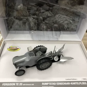 UH 1:32 FERGUSON TE 20 Ferguson tractor plough locomotive alloy limited edition model 5364
