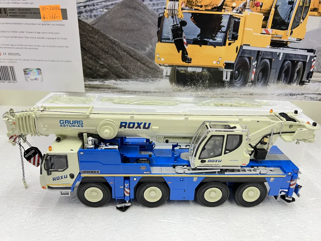 WSI 1:50 LIEBHERR LTM 1090-4.2 Liebherr crane model 51-2044