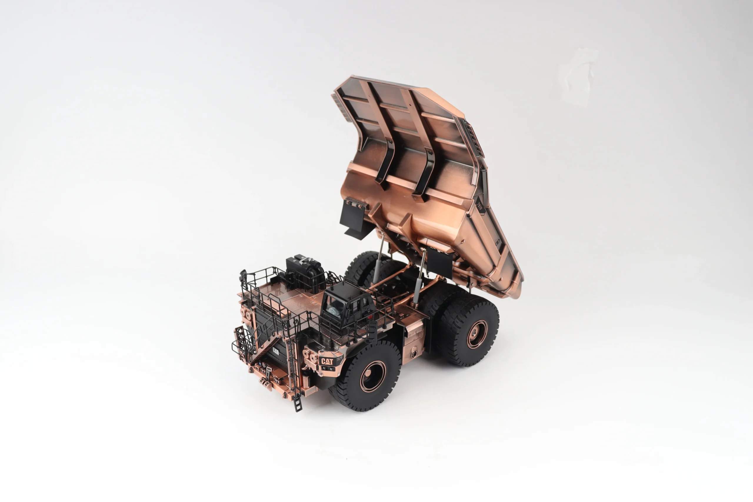 DM 1:50 CAT 797F Caterpillar Mining Truck Dump Truck Alloy Copper Limited Edition Model 85799 - 图片 3