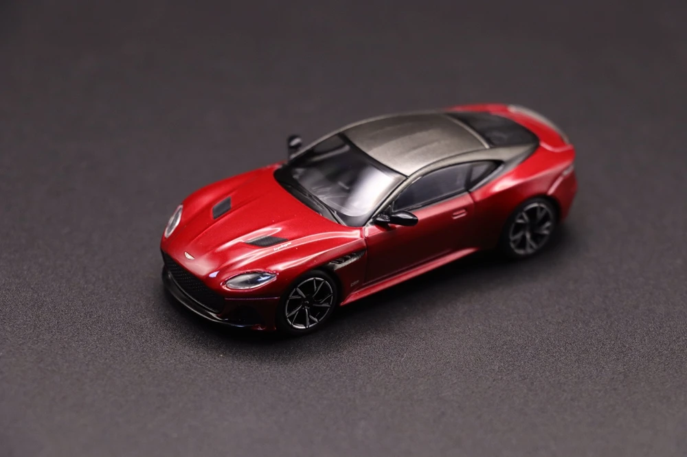 1/64 MINGT 1065 Aston Martin DBS Model red