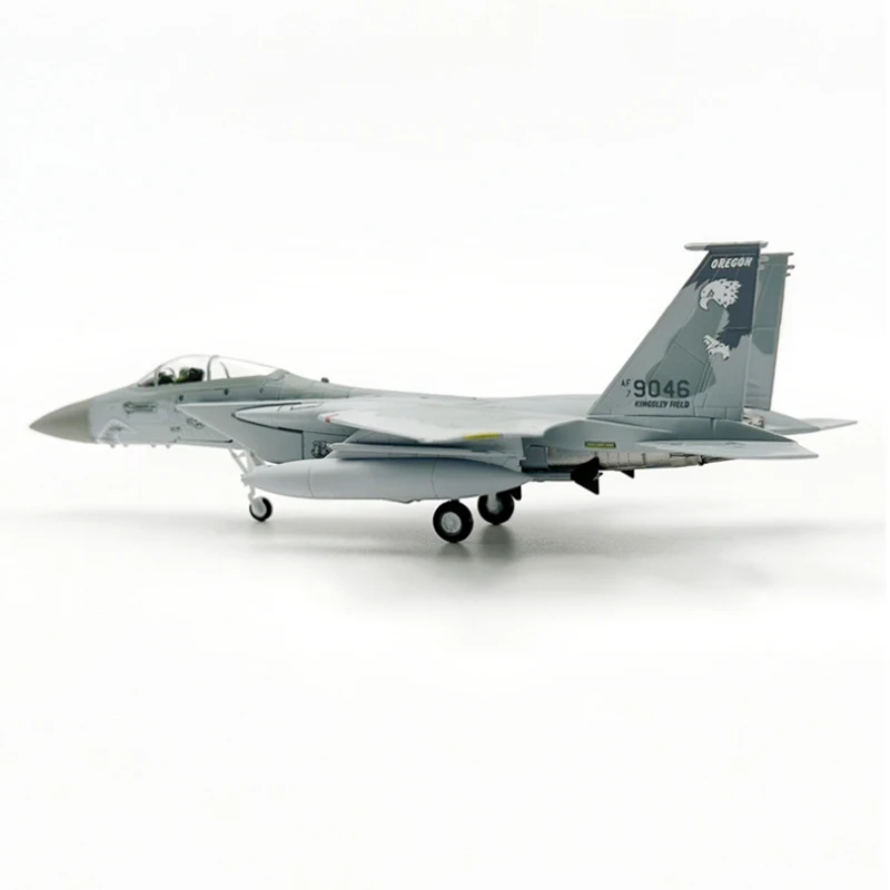 Diecast 1/100 F-15C F15 F15C Eagle Shark Fighter Simulation Alloy Finished Aircraft Model Collection Toy