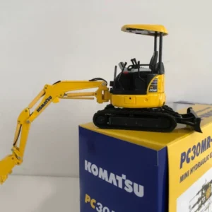 1:32 KOMATSU PC30MR-5 Excavator Diecast Model Construction vehicles Toy