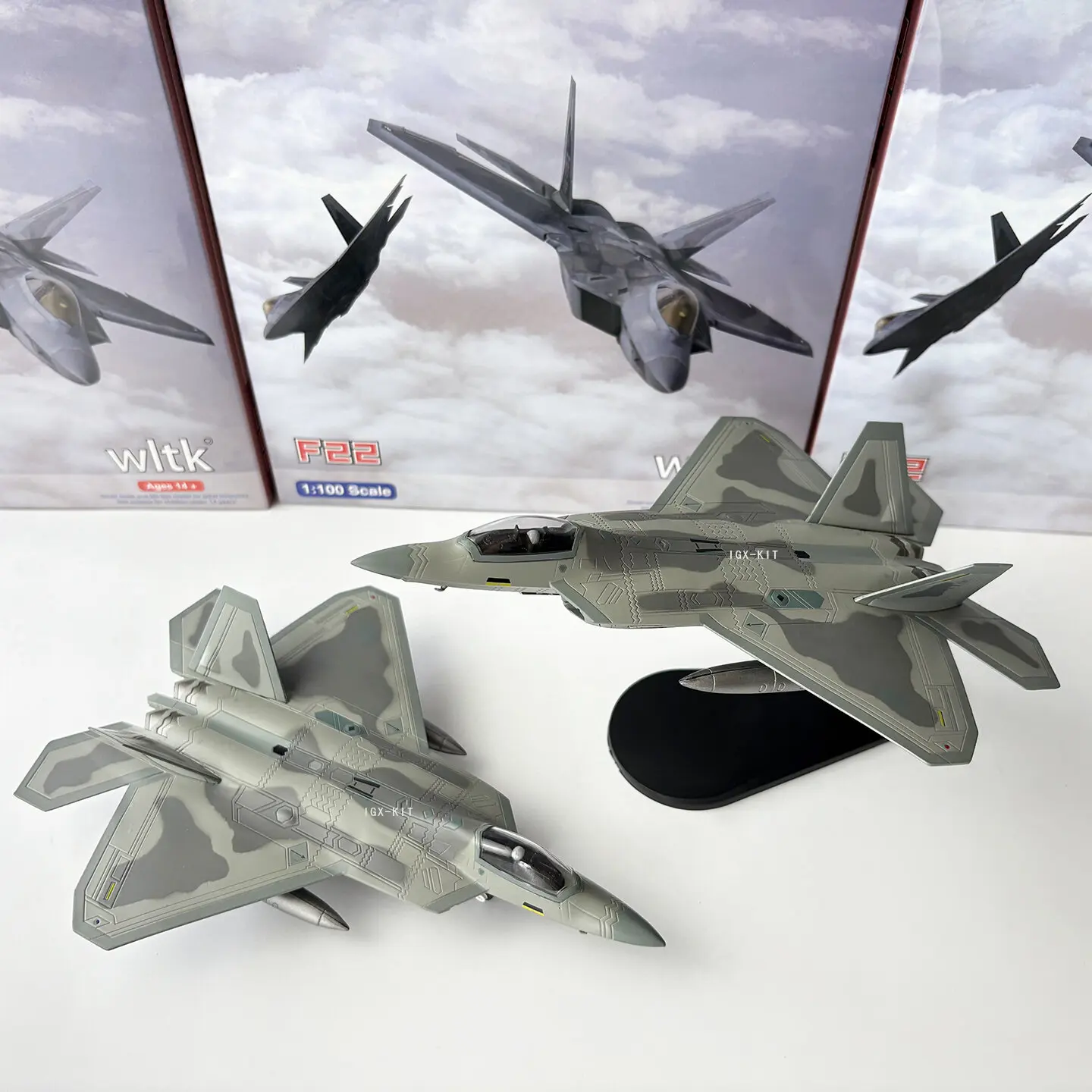 1/100 Usa F22 F-22 F-22 Stealth Fighter Aircraft Alloy Model Simulation - 图片 1