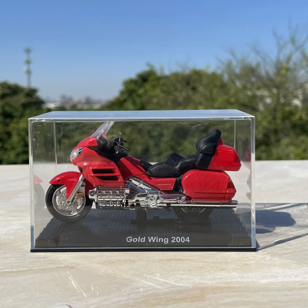 1:24 Gold Wing 2004 Motorcycle model red collectible ornament