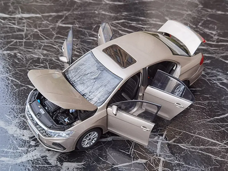 Jetta Va3 1:18 Alloy Simulation Car Model Boutique Collection Gift