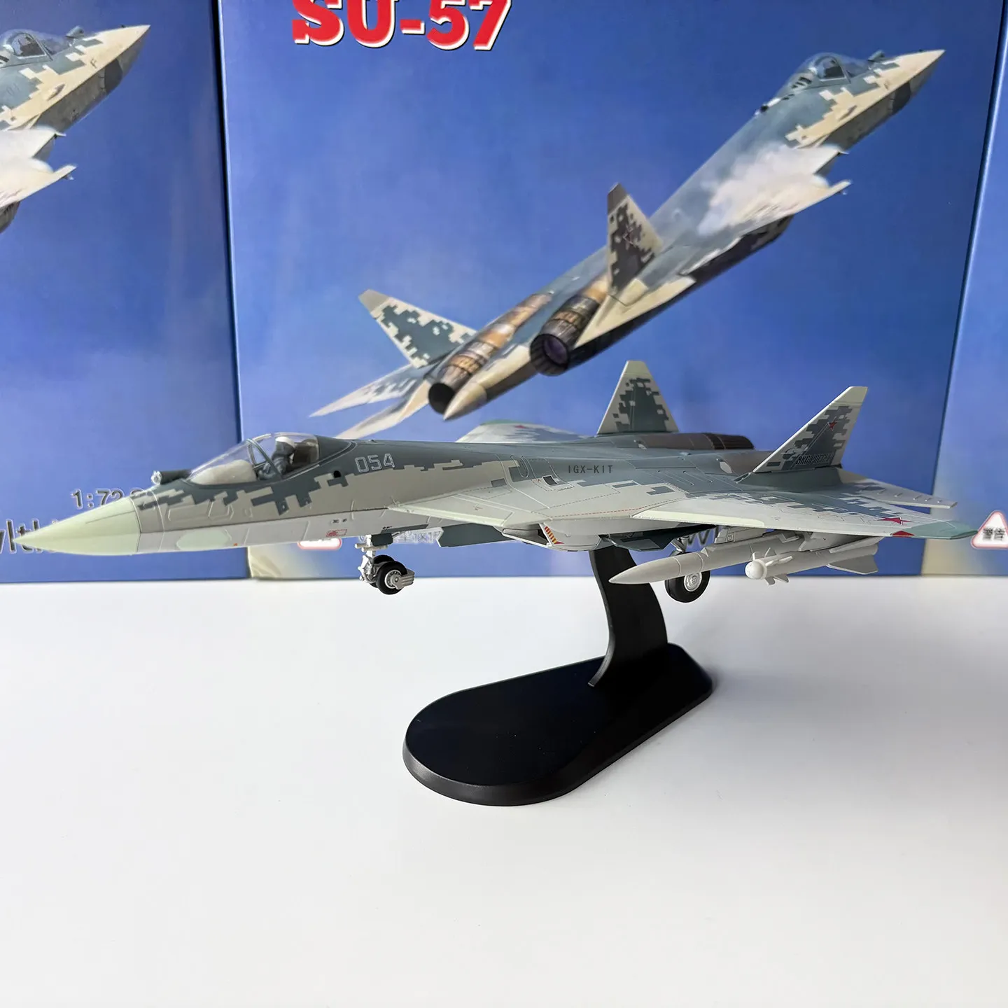1/72 Scale Diecast SU57 Stealth Fighter Model Detailed Alloy Russian Aircraft Collectible - 图片 2