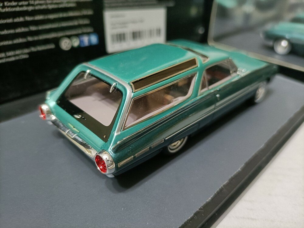 Matrix 1/43 Ford Thunderbird Wagon 1962 car model