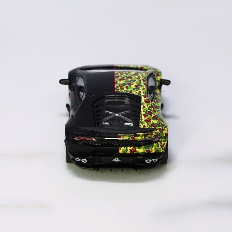 1:64 Scale Lamborghini Huracan LP610 Liberty Walk Car Model Shark Edition
